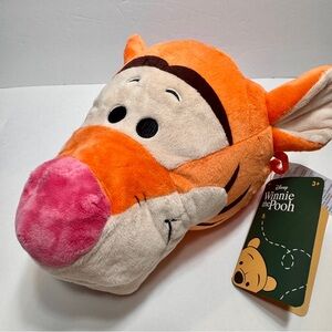 NWT Disney tigger Crossbody Bag  Winnie The Pooh Tigger Plush.